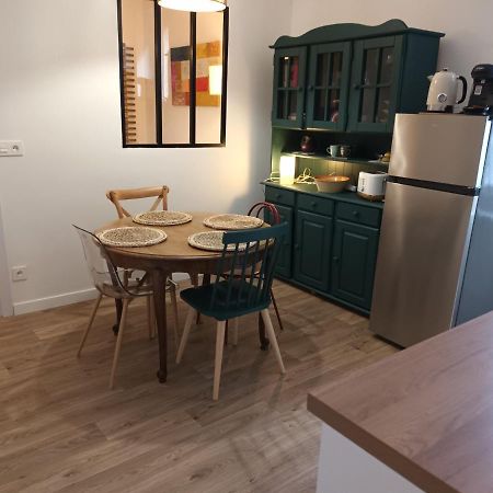 Appartement T2 Renove, Centre-Ville Hendaye, Proche Baie, Sans Ascenseur, Balcon, Calme, Wifi Non Inclus - Fr-1-239-850 Bagian luar foto